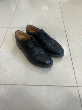 DR. MARTENS
Black 3989 Yellow Stitch Smooth Leather Brogues